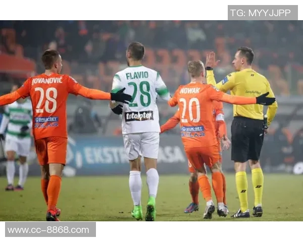 德比郡官方宣布门兴中场弗劳洛成功加盟并顺利通过体检